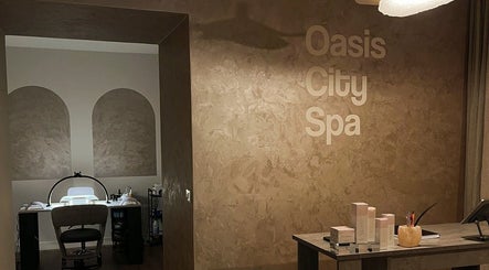 Unutrašnjost Mystic Oasis doo u Splitu, toplog dizajna s elegantnim spa dekorom.