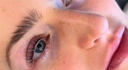 Close-up of beautifully styled lashes and brows at Vida Brows & Lashes, Hamilton, Scotland, GB.