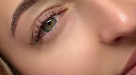 Close-up of perfect eyebrows and lashes from K.K Beauty Studio, London, England, GB.