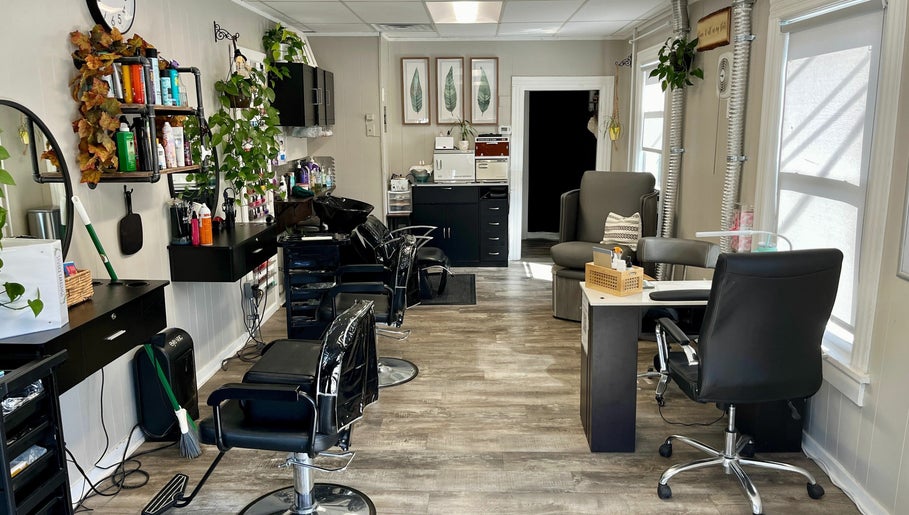 Happy Roots Salon - Kayla Papacharalambous, bilde 1