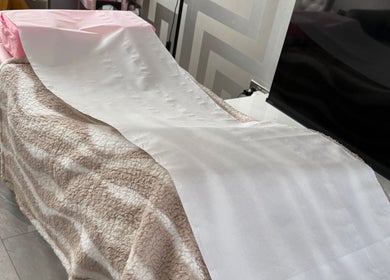 Relaxing spa bed setup at Lashesdunnebyh, Wishaw, Scotland, GB for ultimate comfort.