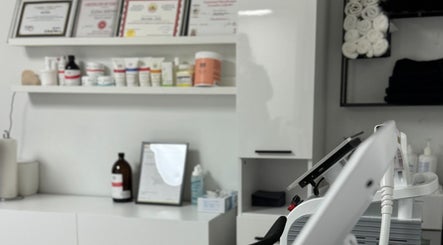 Centre LaserProDiode à Montréal, Canada, CA avec équipements modernes et produits de beauté.
