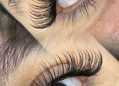 Extensiones de pestañas de Butterfly Eyelashes en Lawrence, Massachusetts, US.