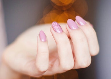 Stylish pink nails at Kanita Nail Lounge, Tambon Hua Hin, Chang Wat Prachuap Khiri Khan, TH.