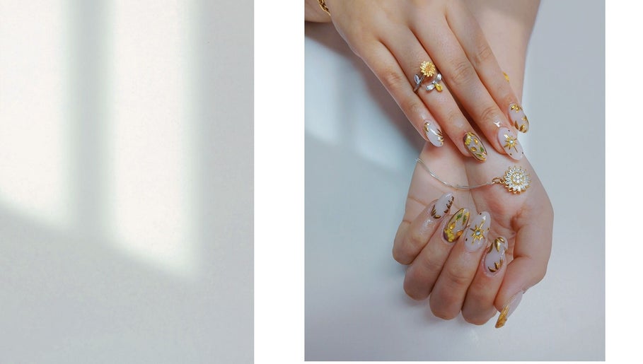 Elegante uñas decoradas en Aurora Nail Studio, Rosario, Santa Fe, AR.