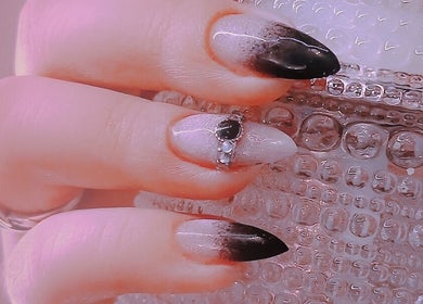 Diseño de uñas elegante en Aurora Nail Studio, Rosario, Santa Fe, AR.