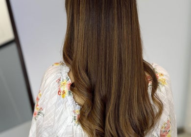 Elegant long hair styled at Samar's Beauty Lounge, Muscat, Muscat Governorate, OM.