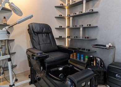 Pedicure chair setup at Trend Style Gents Salon, Dubai, Dubai, AE, showcasing modern and elegant decor.