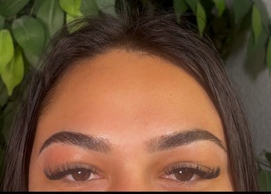 Perfectly shaped eyebrows at PRESTIGE EYEBROWS in San Jose, California, US, showcasing professional beauty services.