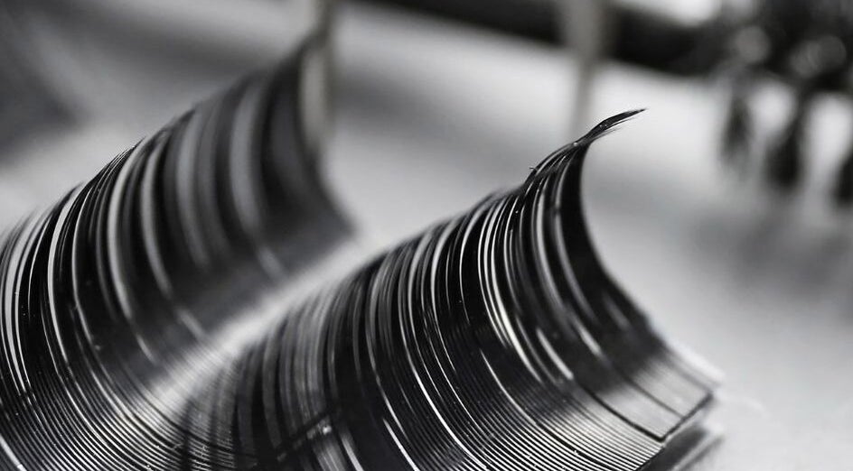 Extensions de cils chez Beauty Signature By L, Pomerol, Nouvelle-Aquitaine, FR. Pour un regard sublimé.