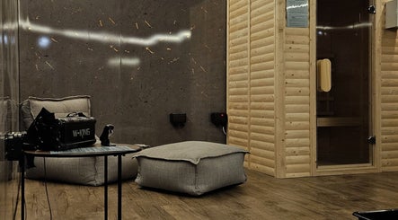 Relaxing sauna and lounge area at Urban Sports Fitness, Royal Leamington Spa, England, GB.