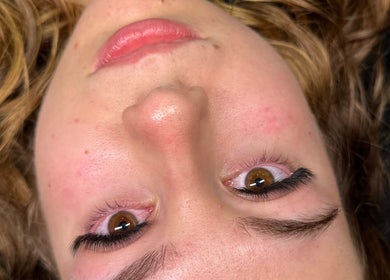 Olhos com extensão de pestanas no Michelle Studio Lash, São João Da Madeira, Aveiro, PT.