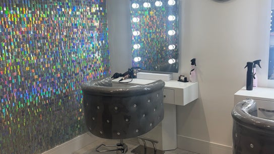 Paula & Zoe Hairdressing