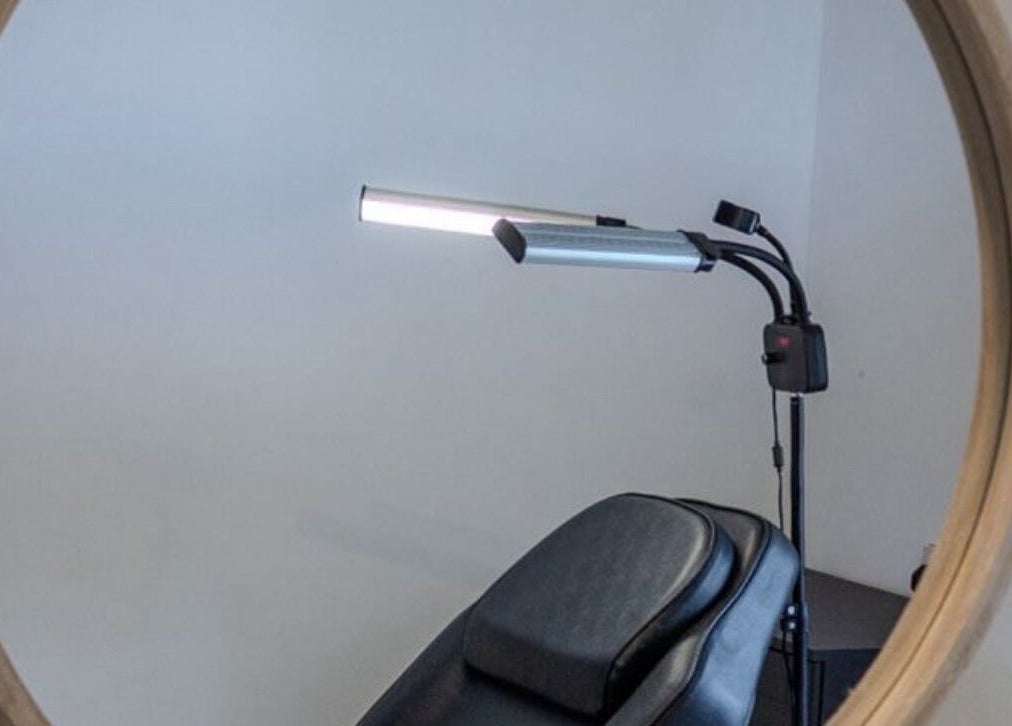 Modern nail salon seat and lamp at Nails.co in Beech Hill, England, GB.