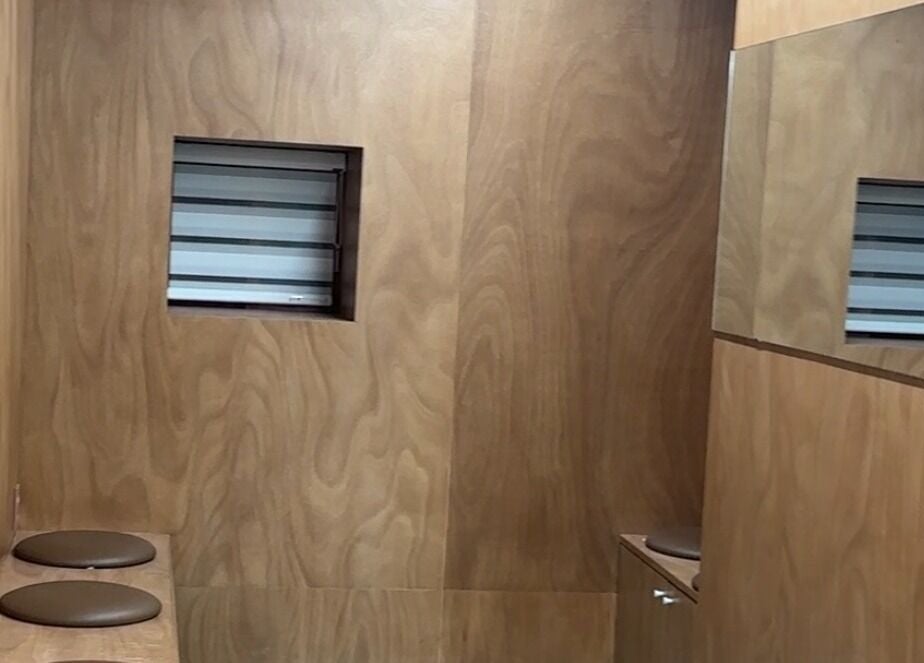 Elegant wooden interior at qquart hair apgujeong rodeo branch, 서울특별시, 서울특별시, KR.