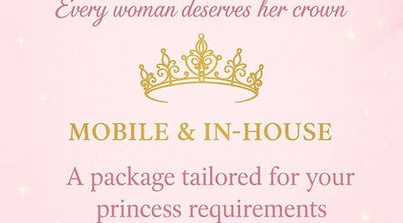 PrincessStrands offer mobile and in-house beauty services for your crown in Wakefield, England, GB.