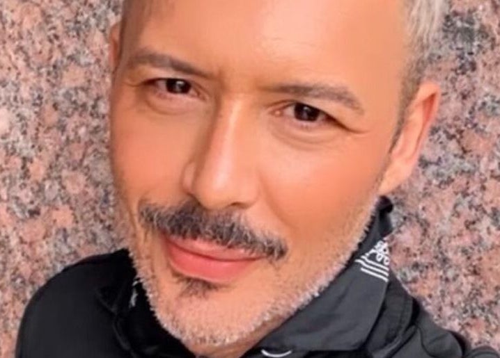 Ambiente sofisticado de Haroldo Jr. | Solo Concept em Lisboa, Lisboa, PT com fachada de pedra elegante.