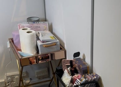 Blinx by Larisa setup in Stratford-upon-Avon, England, featuring elegant beauty supplies and decor.
