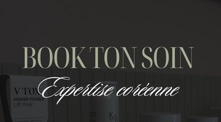 Affiche avec texte 'BOOK TON SOIN' à JOLY BEAUTY, Meussia, Bourgogne-franche-comté, FR.