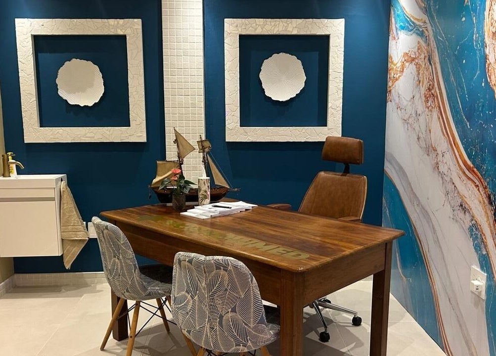 Stylish consultation room at MorrowMed in Ballito, Kwazulu-natal, ZA with modern decor and elegant furnishings.