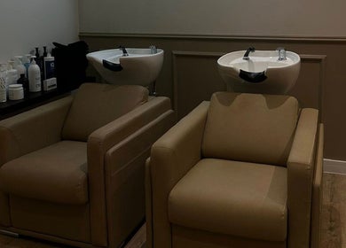 Elegant salon wash stations at Freyasbeautybar, Caterham, England, GB - perfect for relaxing treatments.