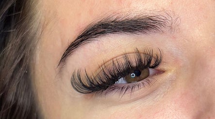 Close-up of beautifully crafted eyelash extensions at Herr Artistry, Hamilton, Ontario, CA.