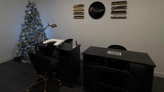 The Luxe Lounge Lash & Brows