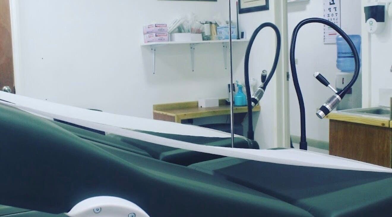 Medical treatment room at Island Doctors Elite Medical Centre, Ocho Rios, St. Ann Parish, JM.