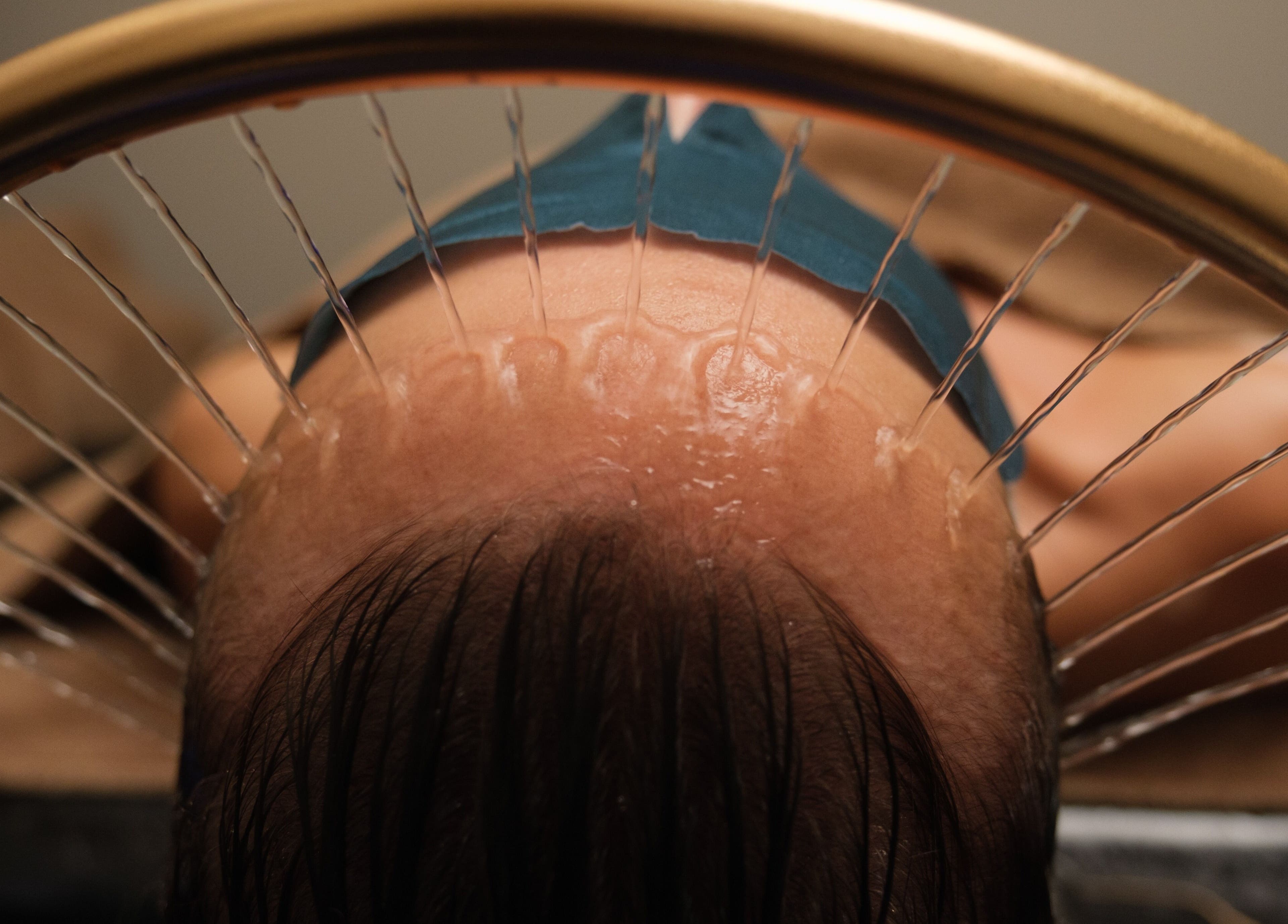 Ontspannende watertherapie bij GLIZZ Genk, een wellnessoase in Genk, Vlaanderen, BE.