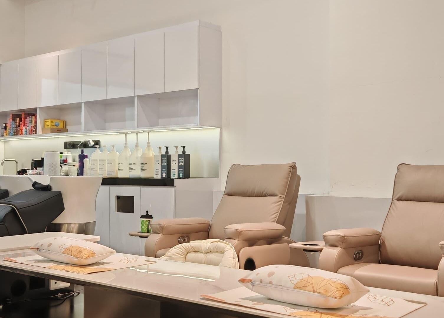 Luxurious seating at Bae Nail Art Studio, Kuala Lumpur, Wilayah Persekutuan Kuala Lumpur, MY.