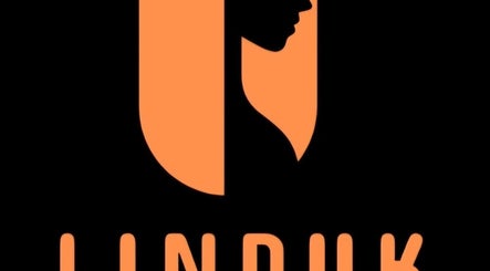 Logo of Linduk by Lizzy in Cape Coral, Florida, US featuring an elegant silhouette.