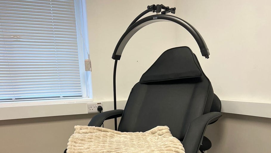 Luxurious relaxation chair at Urban Beauty by Leigha, Southampton, England, GB, with modern design and comfort.