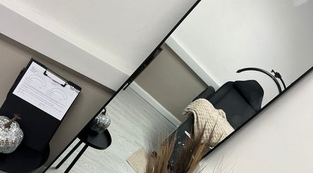 Elegant salon interior with modern mirror at Urban Beauty by Leigha, Southampton, England, GB.