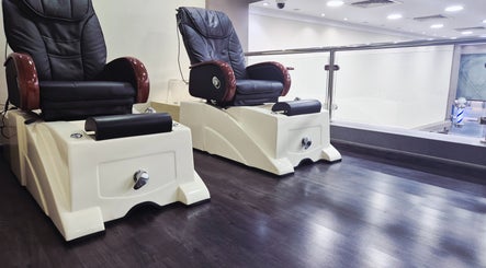 Luxurious pedicure chairs at KUPA CARELINE SALON, Arad, Muḥāfaẓat Al-muḥarraq, BH, offering comfort and style.