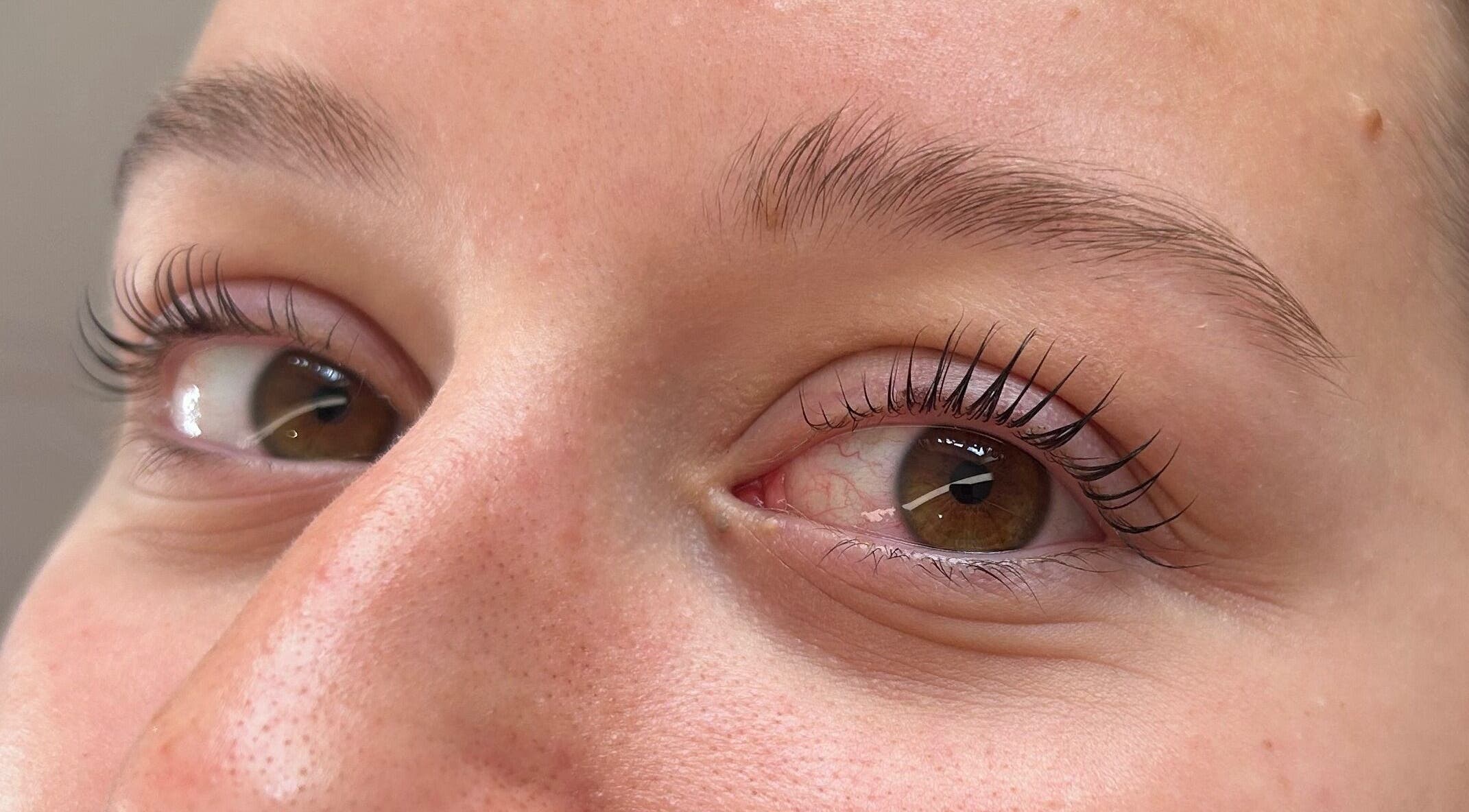 Close-up of expertly styled lashes at Studio by Mimi, Bedford, England, GB showcasing natural beauty.