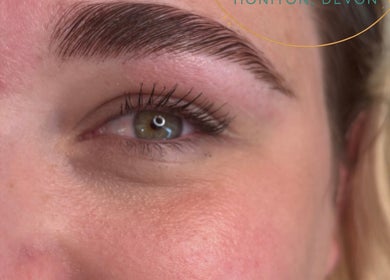 Close-up of expertly shaped eyebrows by Be.You.Tiful beauty by Liss in Honiton, England, GB.