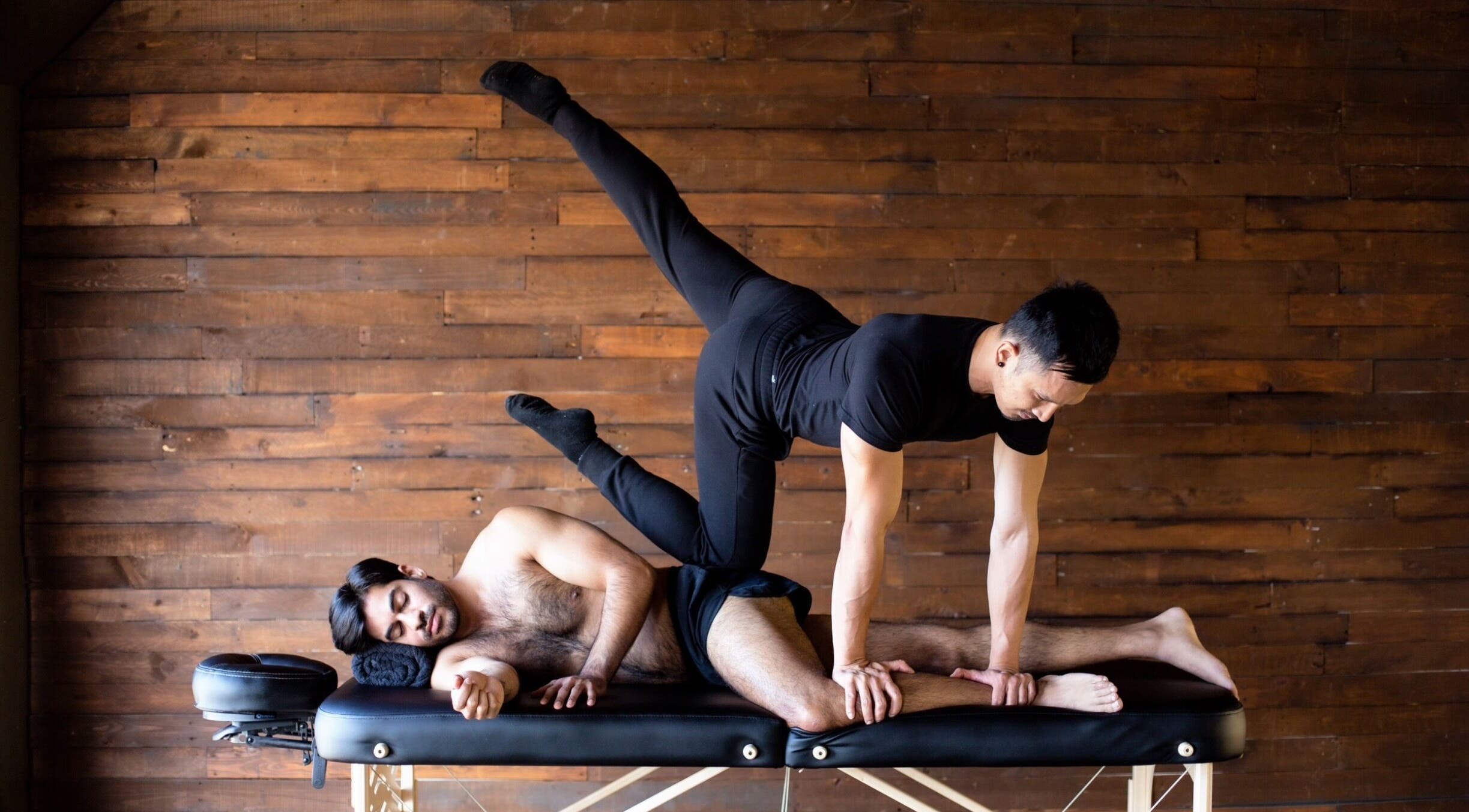 Expert massage at MR WELLNESS In Motion, San Francisco, California, US, showcasing therapeutic balance.