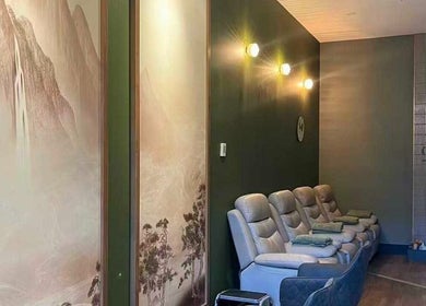 Relaxing reclining chairs in tranquil ambience at House Of Jing, Rockingham, Western Australia, AU.