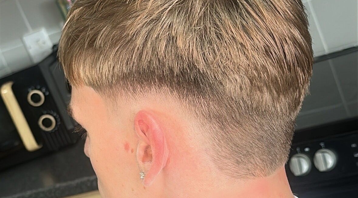 Close-up of a stylish haircut at KlipCulture Mobile Barber, Peterborough, England, GB, showcasing exquisite fade.