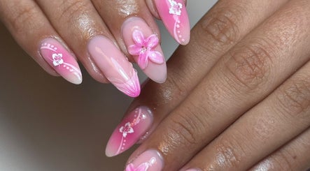 Pink floral nail art at Nails By Ellise, Airdrie, Scotland, GB. Detailed blossoming design.