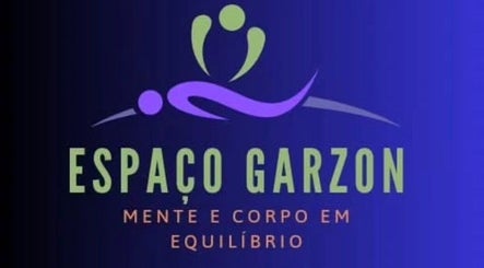 Logotipo do Espaço Garzon em São Paulo, BR, destacando cuidado e equilíbrio mente e corpo.