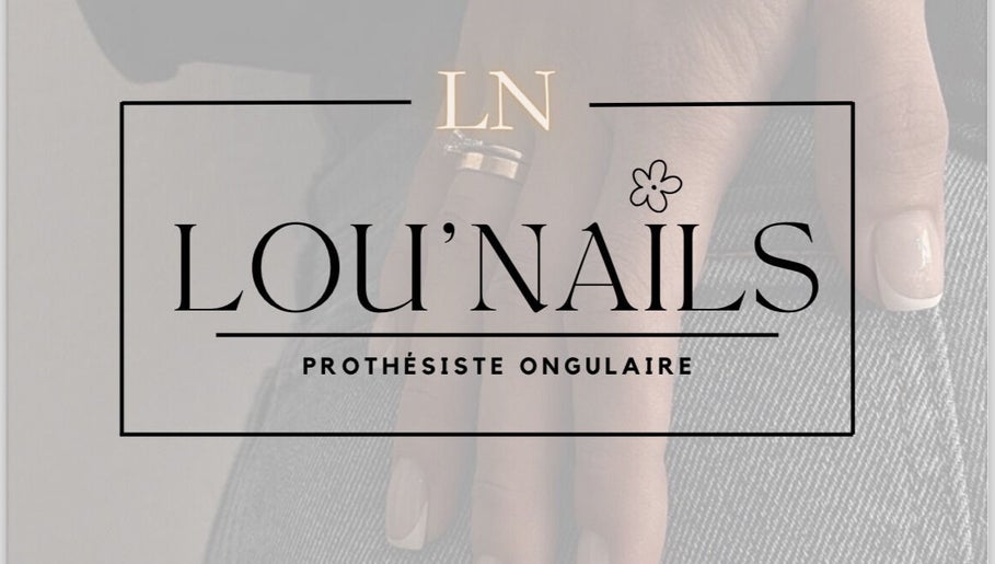 Logo élégant de Lou’nails à Aubrives, Grand Est, FR, représentant un salon de prothèses ongulaires.