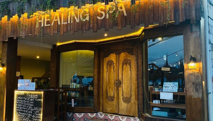 Entry of La Bella Healing Spa adorned with warm lights, located in Nusa Tenggara Barat, ID.