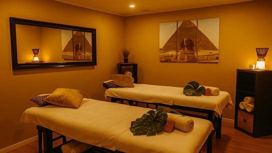 Anukis Massage