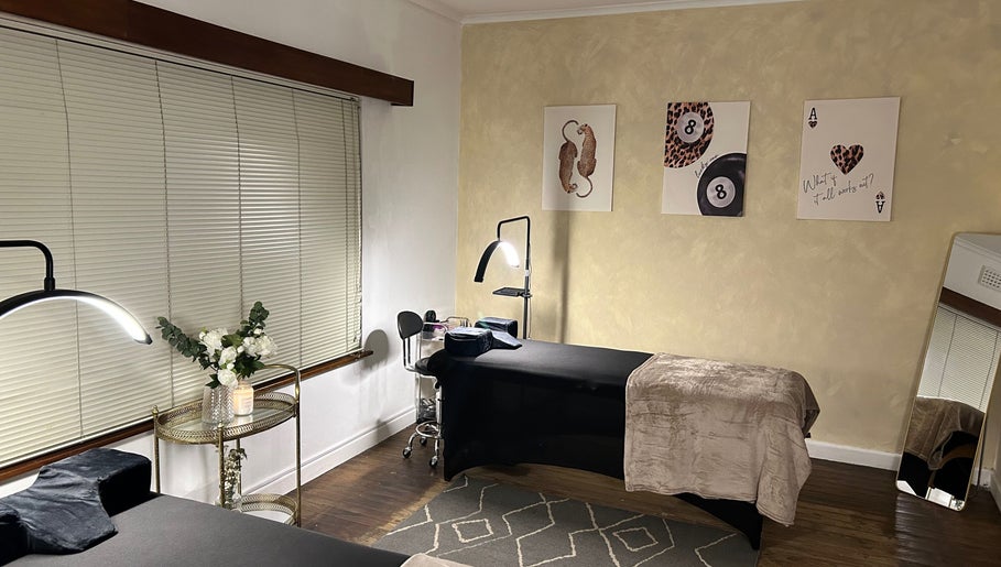Peaceful treatment room at Blink on Forty-Two✨, Cape Town, Western Cape, ZA with elegant decor.