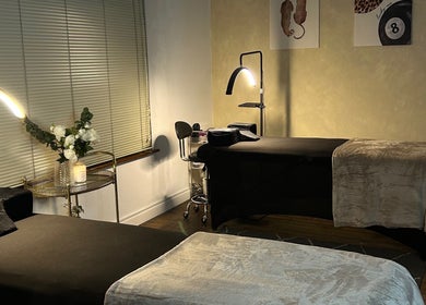 Relaxing massage tables at Blink on Forty-Two✨, Cape Town, Western Cape, ZA, offering tranquility and comfort.