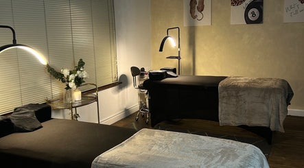 Relaxing massage tables at Blink on Forty-Two✨, Cape Town, Western Cape, ZA, offering tranquility and comfort.