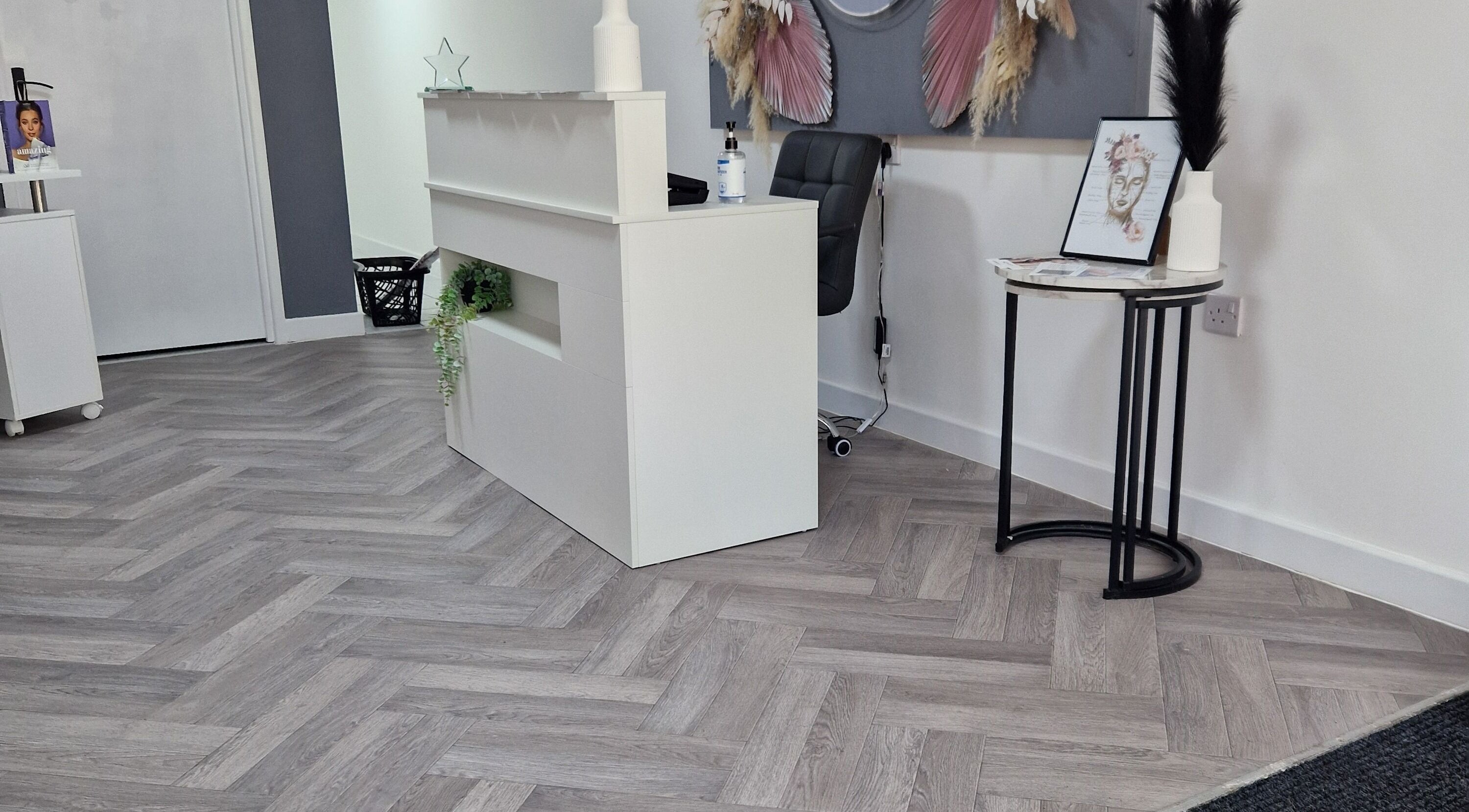 Reception area at Forrest Reflexology in Birmingham, England, GB with elegant decor and calming ambiance.