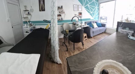 Espace intérieur de Nailed It Atelier Esthétique à Beau Bassin-rose Hill, Plaines Wilhems District, MU.