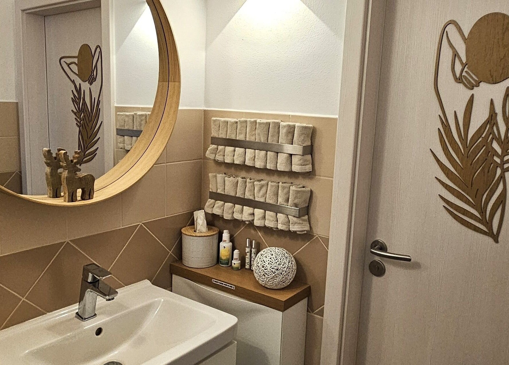 Luxusní vana v ŠŤABAJZNA - přírodní organický kosmetický salon, Poděbrady, CZ.